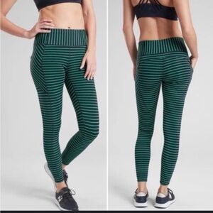 Womens Athleta Contender 7/8 Leggings Navy Green Striped Size XXS
